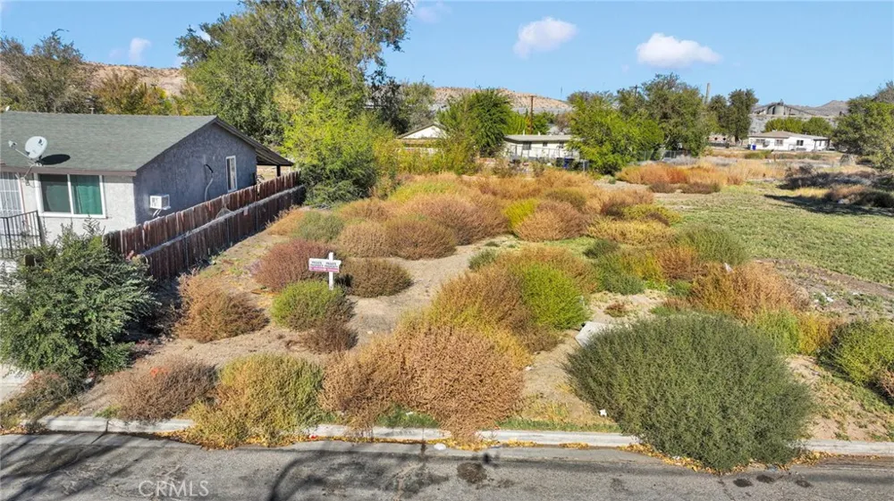 15778 Cottonwood Street Victorville, CA 92395