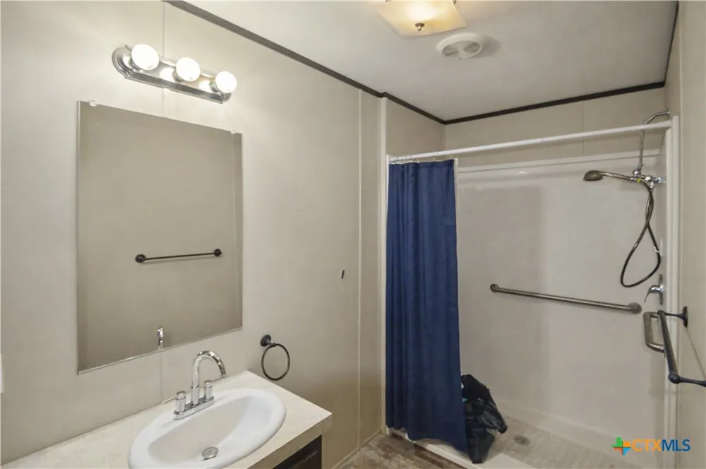 1312 Fm 581 Highway Lometa, TX 76853
