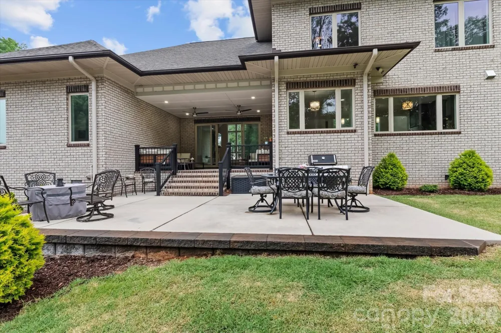 9355 Legrand Drive Terrell, NC 28682