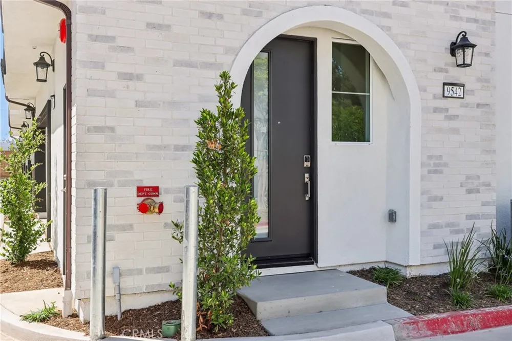 9542 Hannah Way Riverside, CA 92503