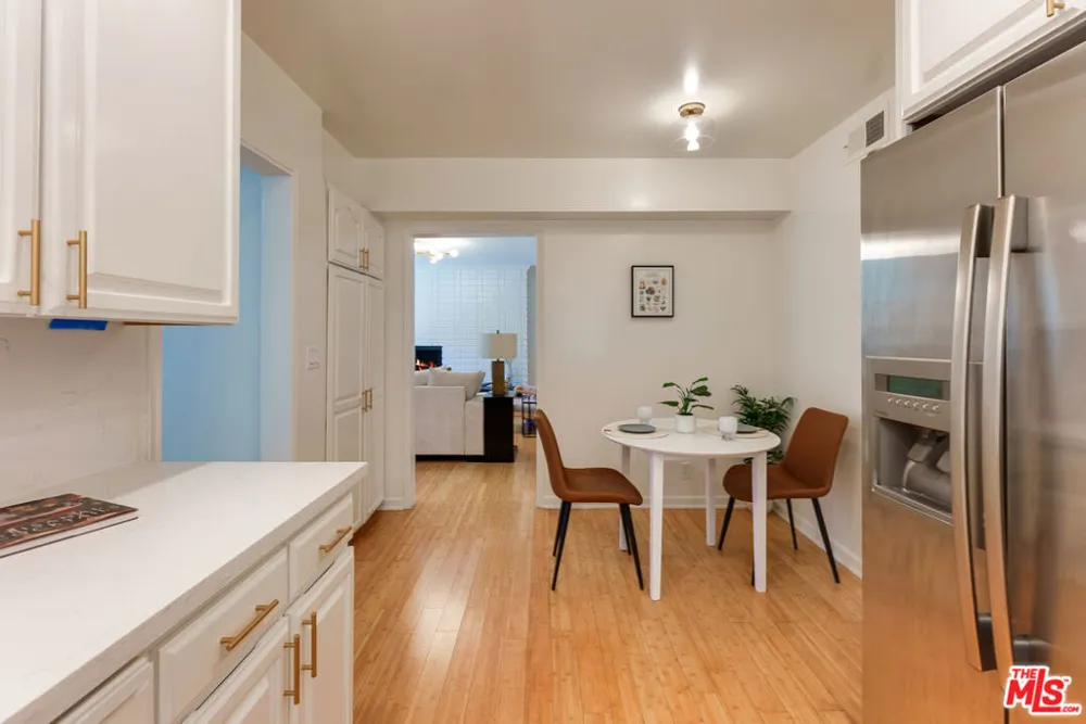 4312 Babcock Avenue #3 Studio City, CA 91604