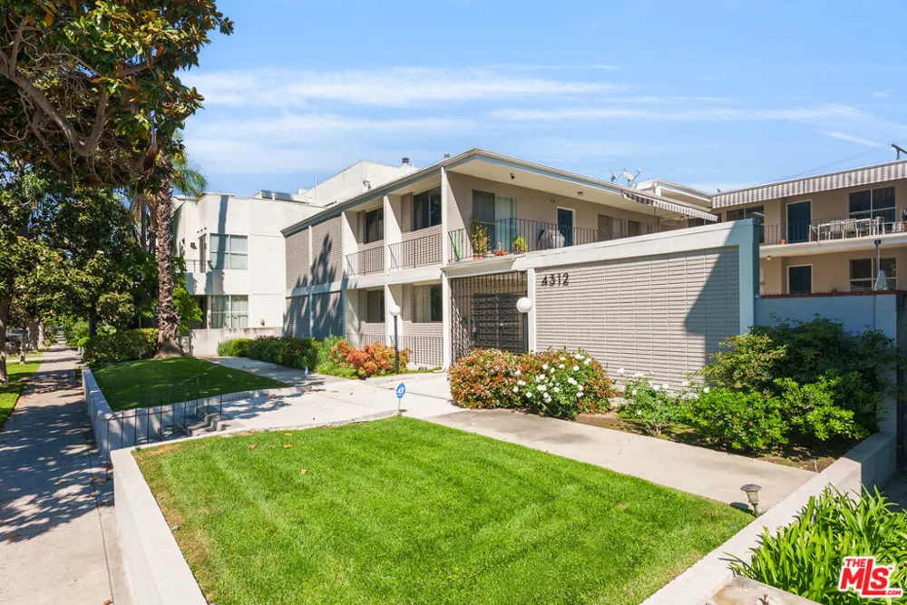 4312 Babcock Avenue #3 Studio City, CA 91604
