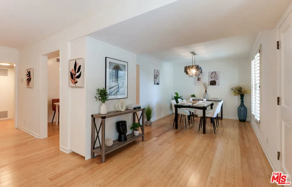 4312 Babcock Avenue #3 Studio City, CA 91604