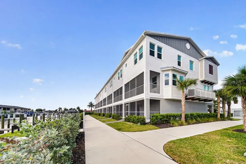 1617 SEA HAVEN DRIVE #504 Punta Gorda, FL 33950