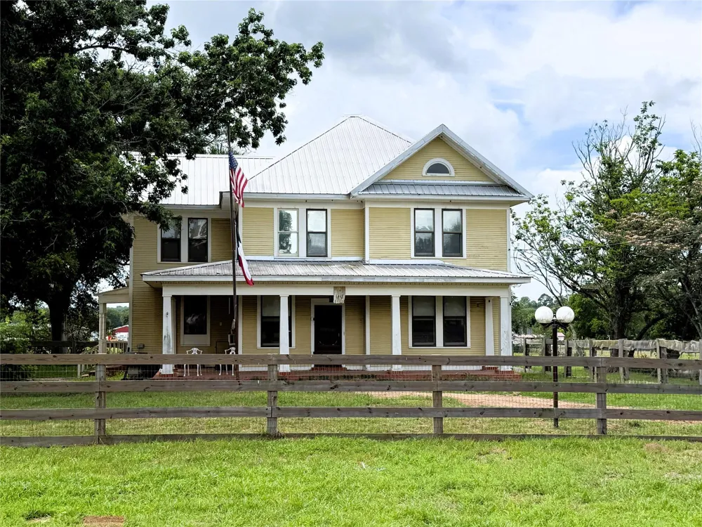 1417 Main Street Industry, TX 78944