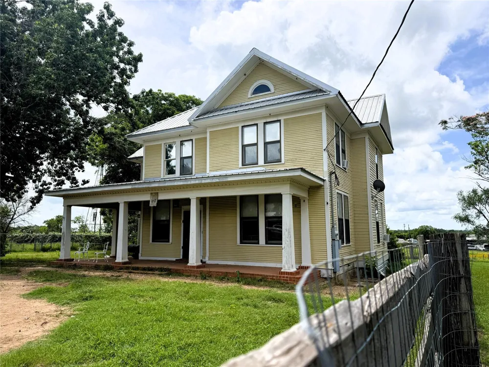 1417 Main Street Industry, TX 78944
