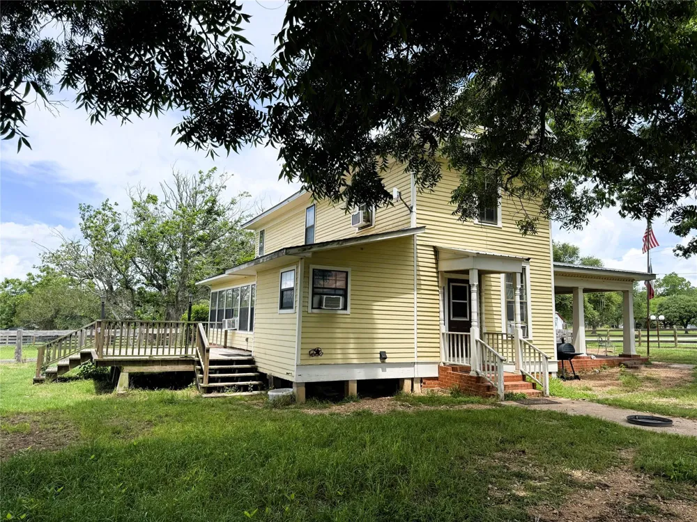 1417 Main Street Industry, TX 78944