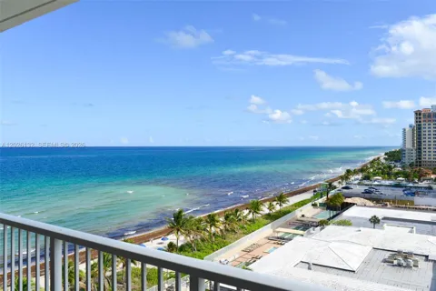 1950 S Ocean Dr #9N
