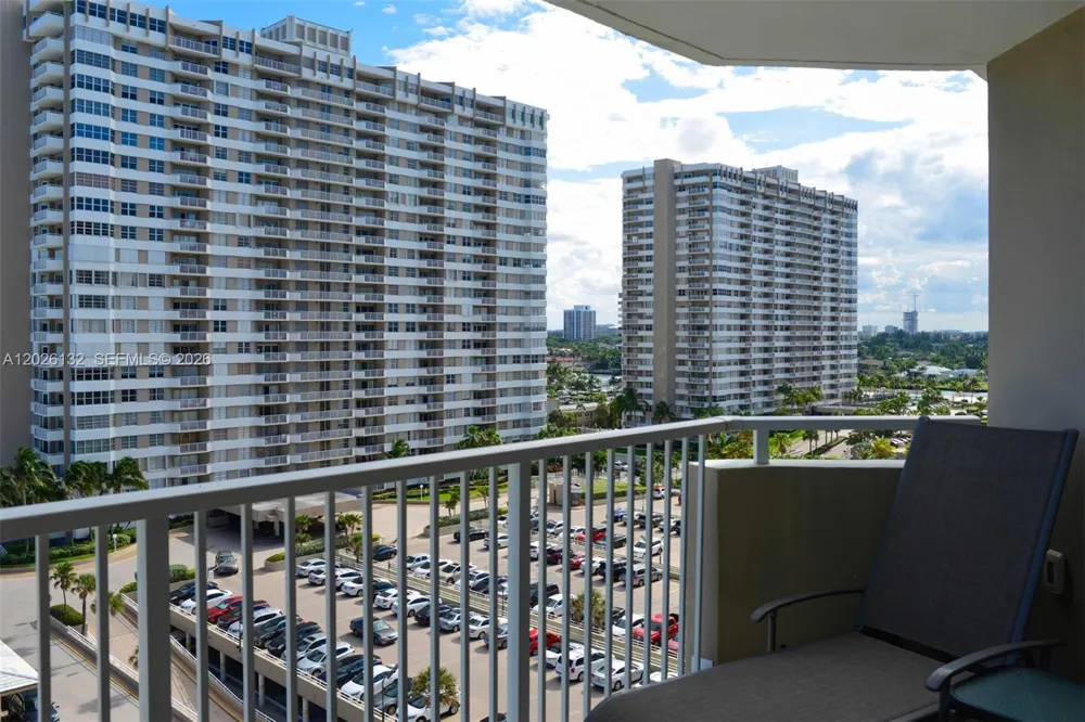 1950 S Ocean Dr #9N Hallandale Beach, FL 33009