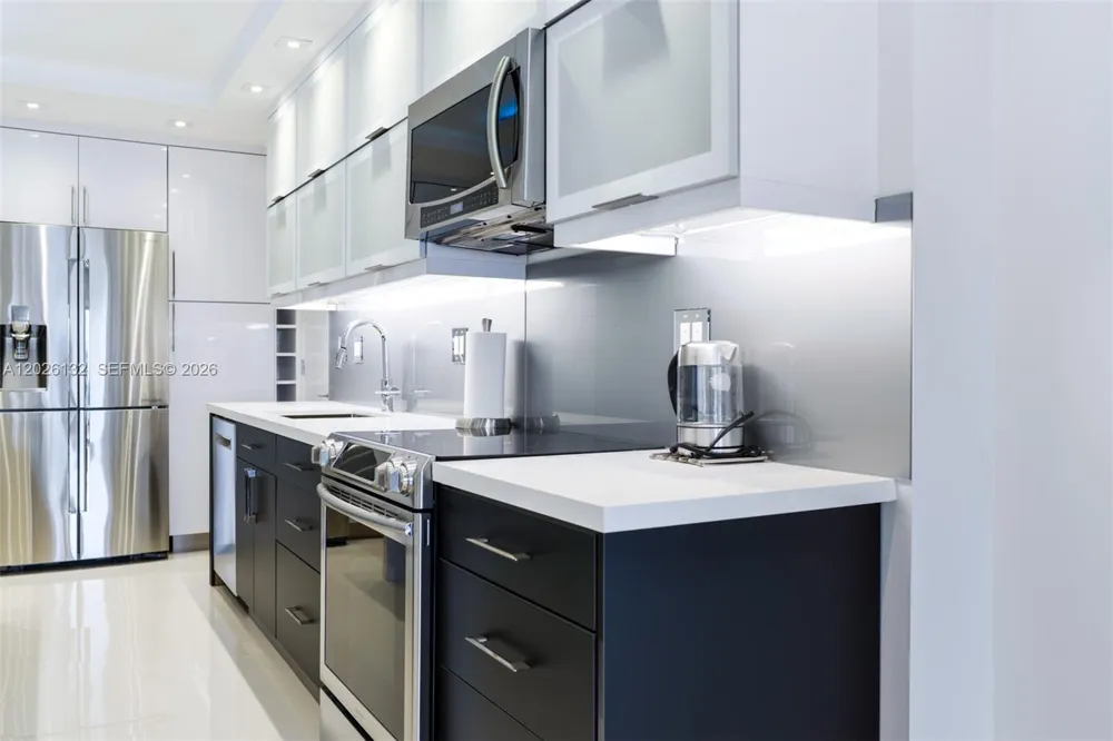 1950 S Ocean Dr #9N Hallandale Beach, FL 33009