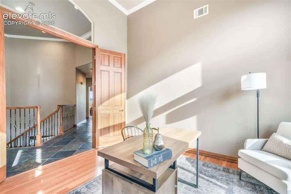 5441 Country Club Drive Larkspur, CO 80118