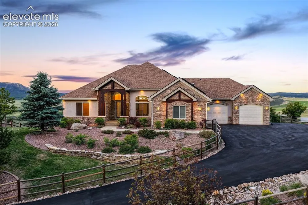 5441 Country Club Drive Larkspur, CO 80118