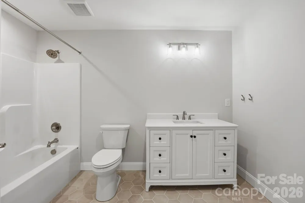 2605 Penngate Drive Sherrills Ford, NC 28673