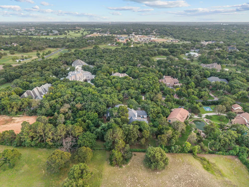 32 Wyck Hill Lane Westlake, TX 76262