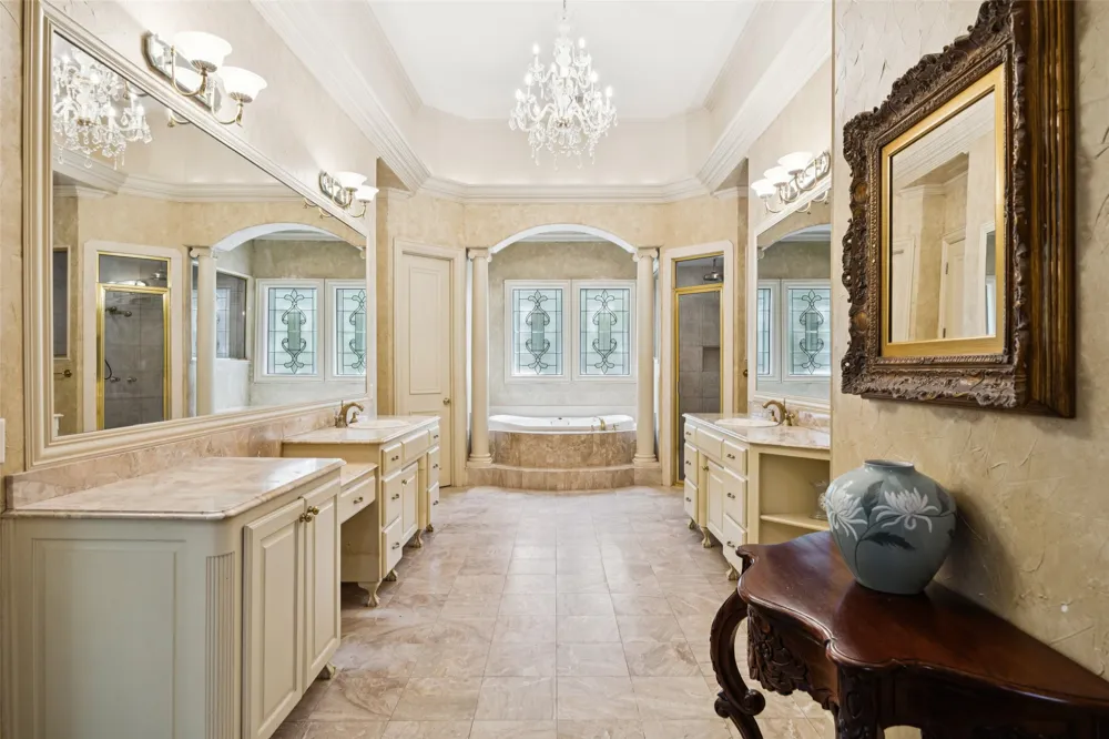 32 Wyck Hill Lane Westlake, TX 76262