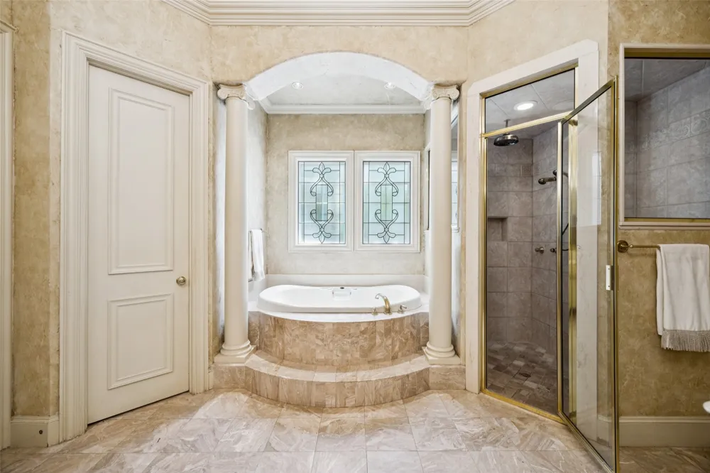 32 Wyck Hill Lane Westlake, TX 76262