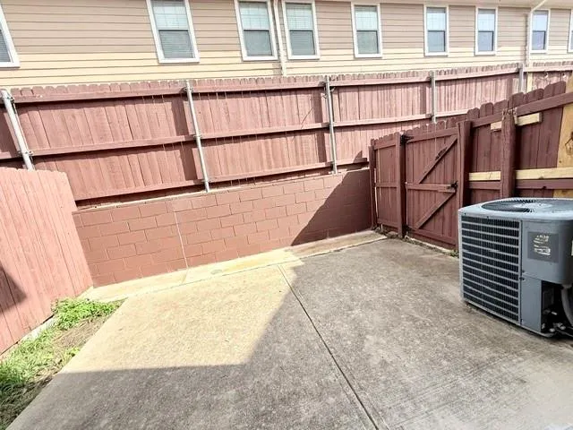 1000 Spring Loop #1806 College Station, TX 77840