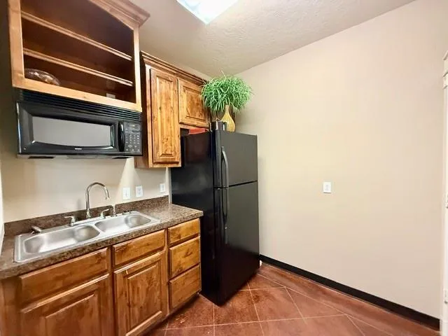 1000 Spring Loop #1806 College Station, TX 77840