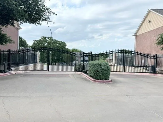 1000 Spring Loop #1806 College Station, TX 77840