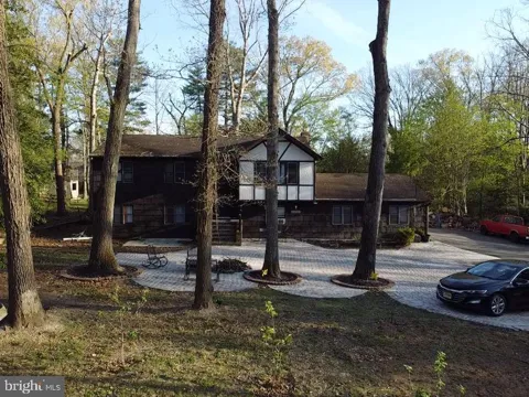 83 OAKLAND DRIVE