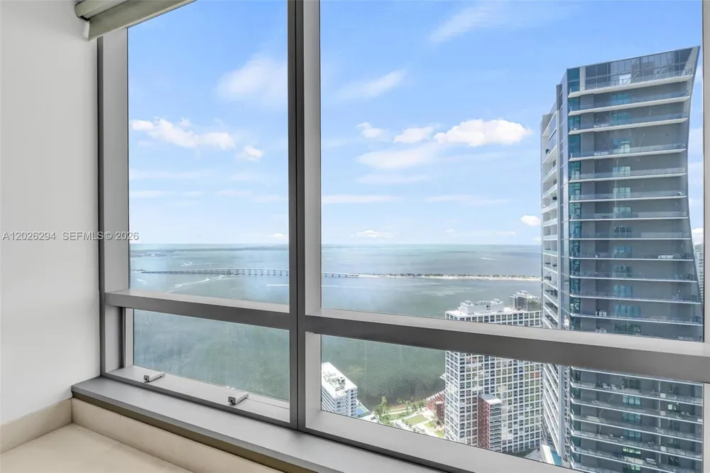 1425 Brickell Ave #51A Miami, FL 33131