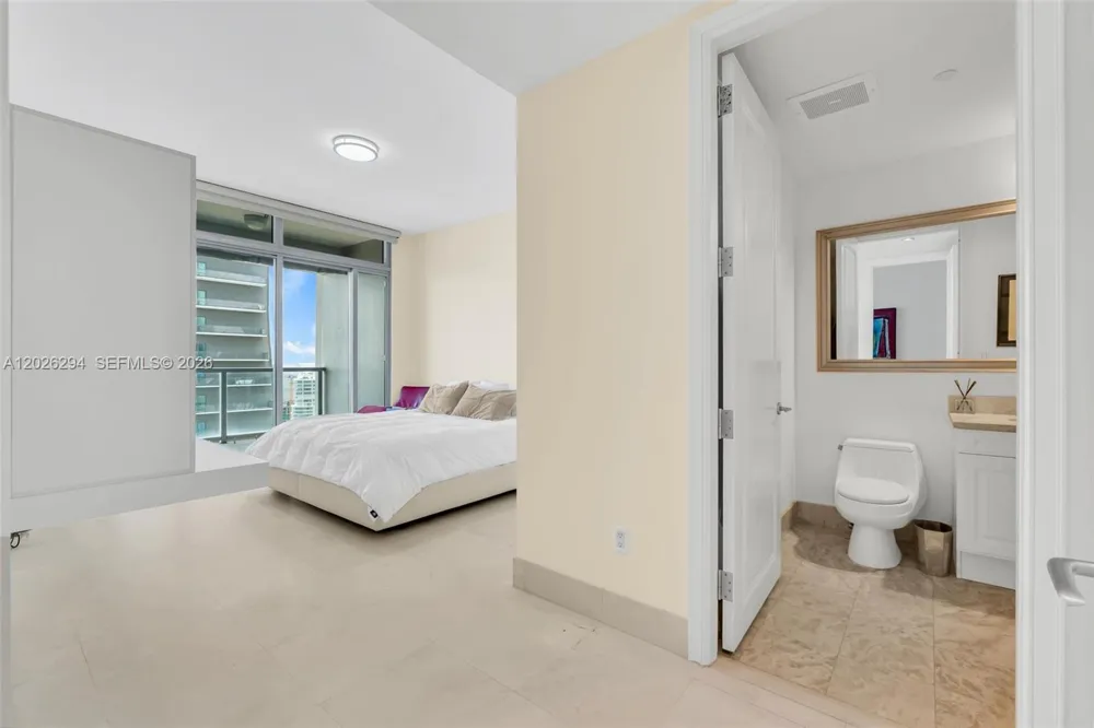 1425 Brickell Ave #51A Miami, FL 33131