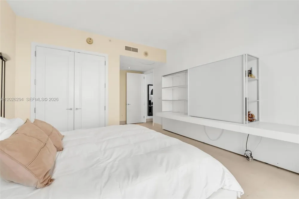 1425 Brickell Ave #51A Miami, FL 33131