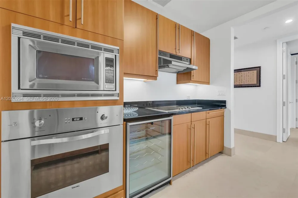 1425 Brickell Ave #51A Miami, FL 33131