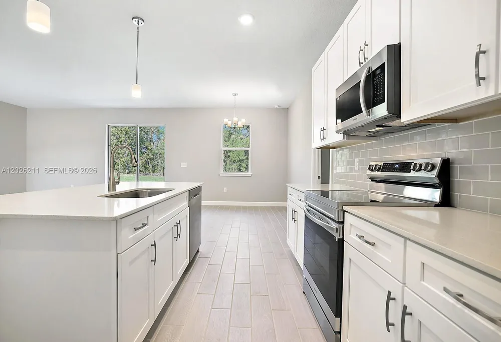 950 Bartram Ave SW Palm Bay, FL 32908