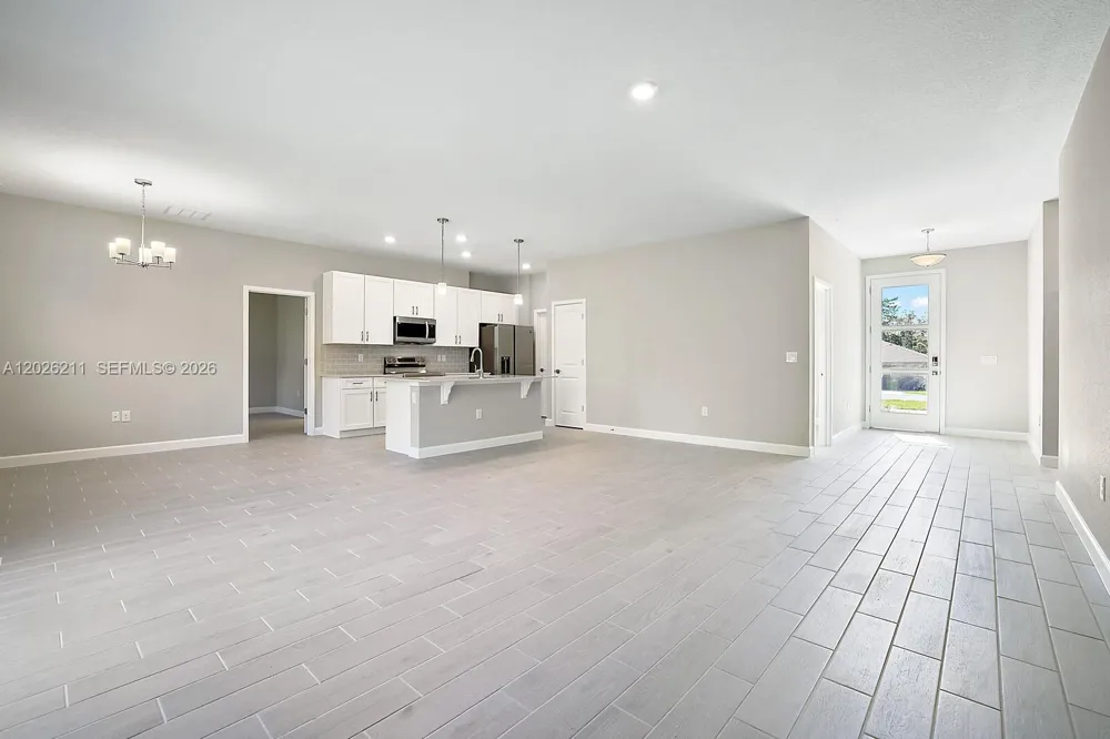 950 Bartram Ave SW Palm Bay, FL 32908