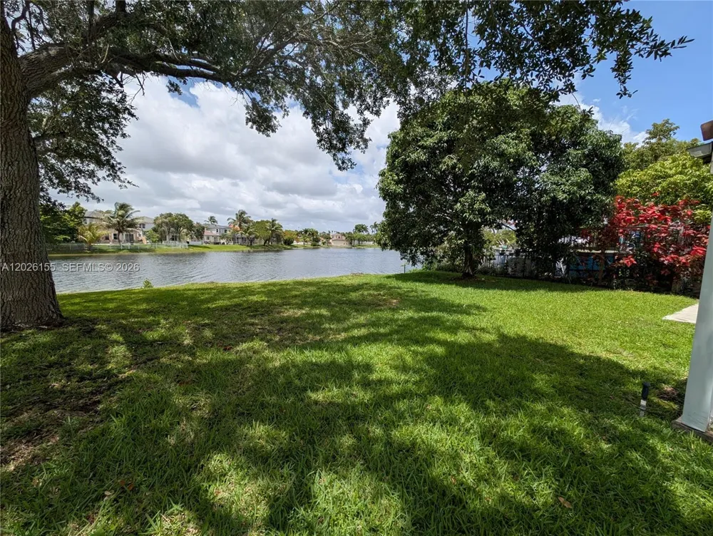 15320 NW 6th Ct #0 Pembroke Pines, FL 33028