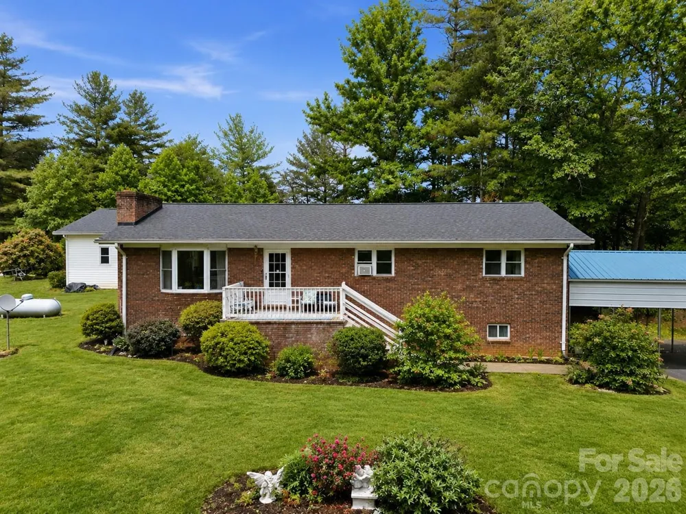 22 Webb Hill Road Leicester, NC 28748