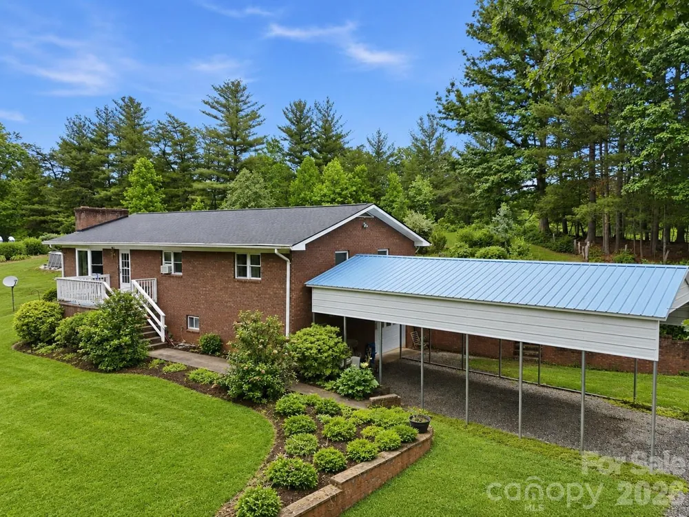 22 Webb Hill Road Leicester, NC 28748