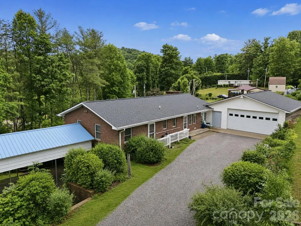 22 Webb Hill Road Leicester, NC 28748
