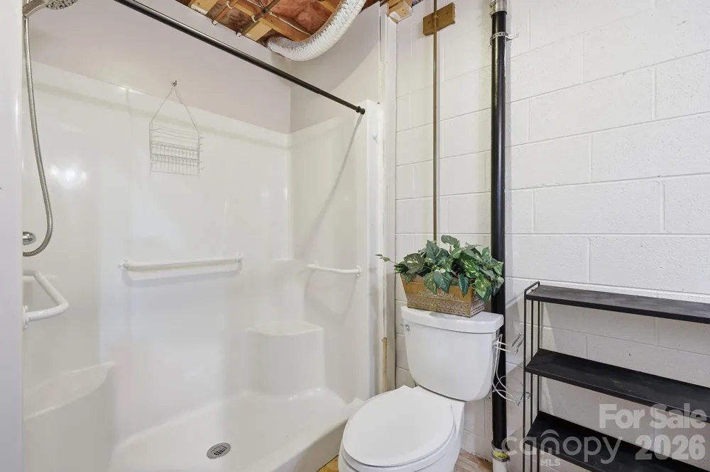 22 Webb Hill Road Leicester, NC 28748
