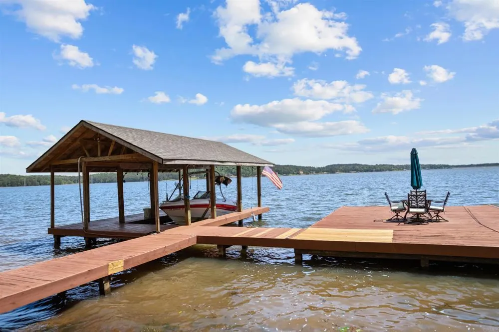 590 Shoreline Drive Other, TX 75964