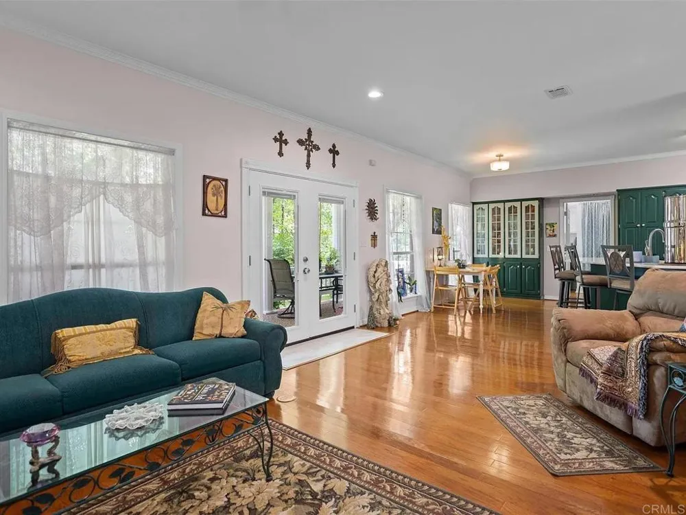 590 Shoreline Drive Other, TX 75964
