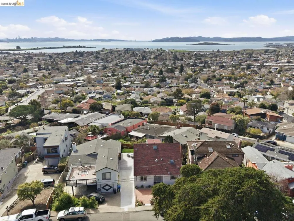 857 Balra Dr El Cerrito, CA 94530
