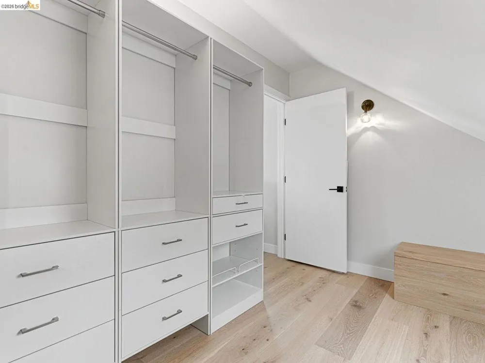 857 Balra Dr El Cerrito, CA 94530