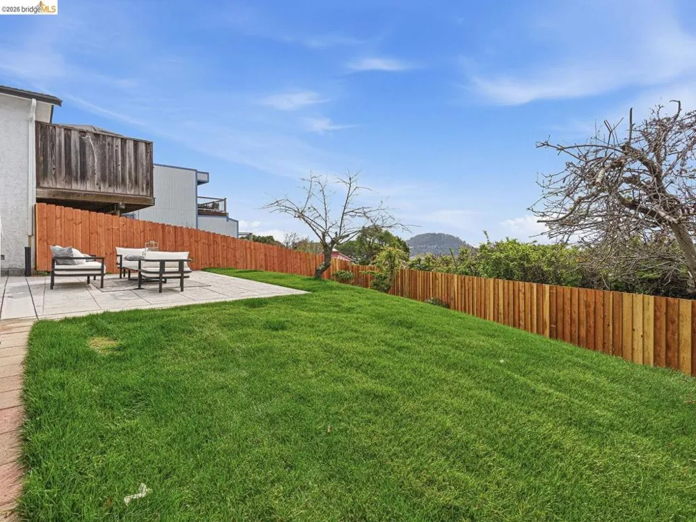 857 Balra Dr El Cerrito, CA 94530