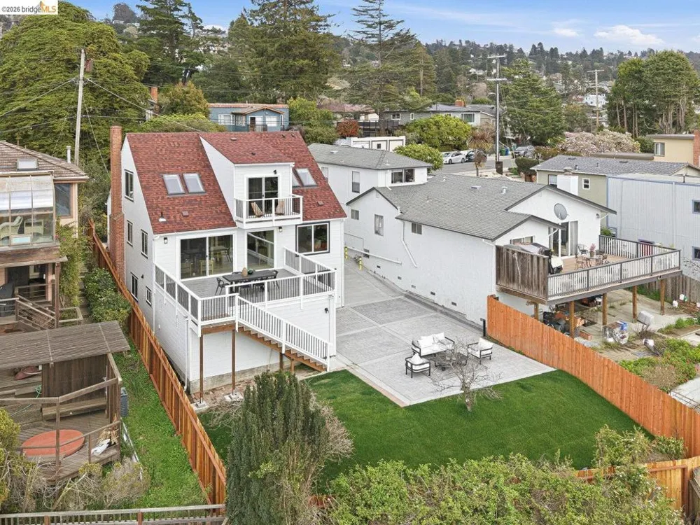 857 Balra Dr El Cerrito, CA 94530