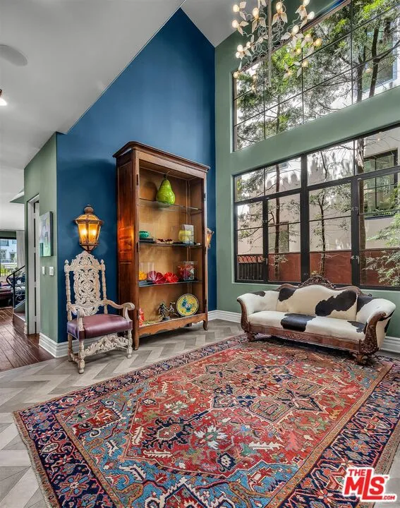 5205 Via Donte Marina del Rey, CA 90292