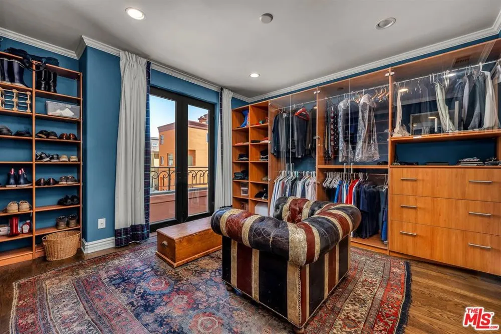 5205 Via Donte Marina del Rey, CA 90292