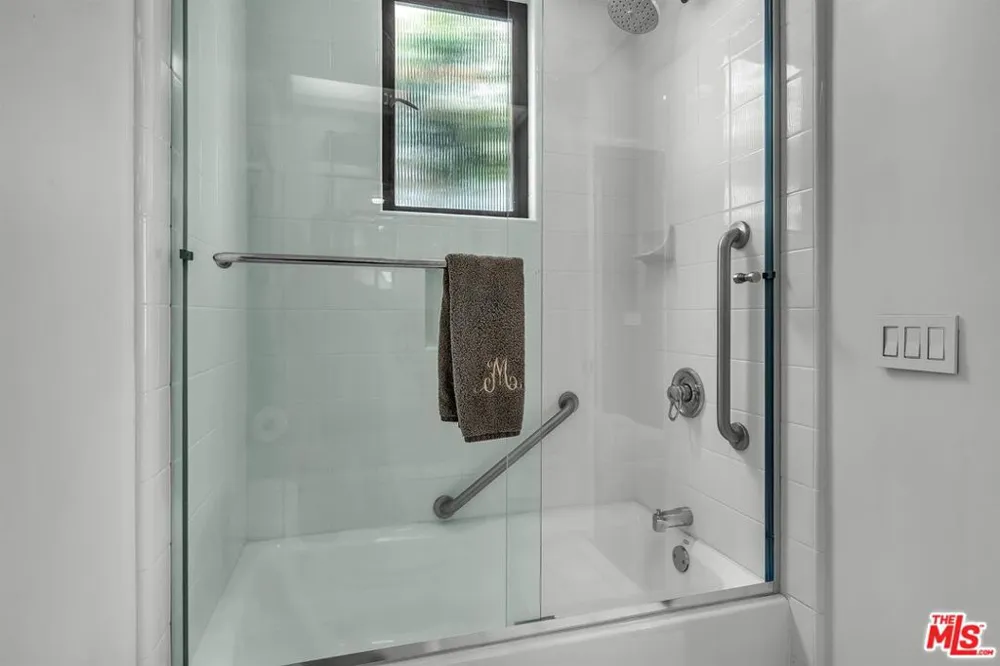 5205 Via Donte Marina del Rey, CA 90292