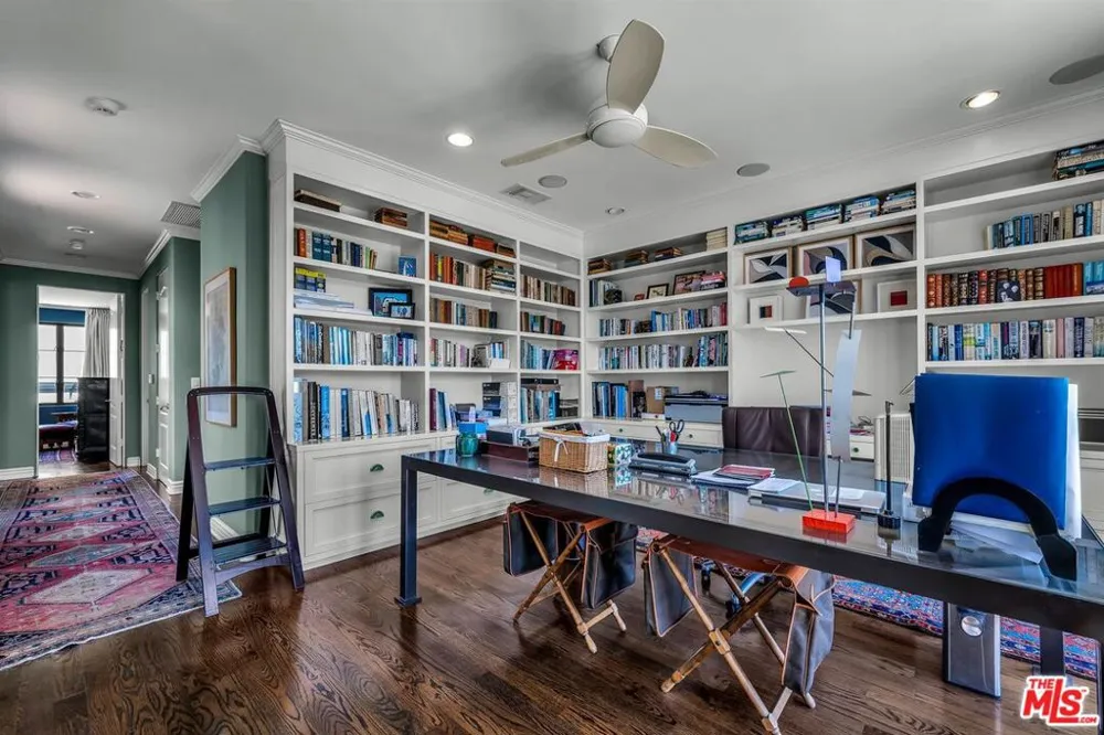 5205 Via Donte Marina del Rey, CA 90292