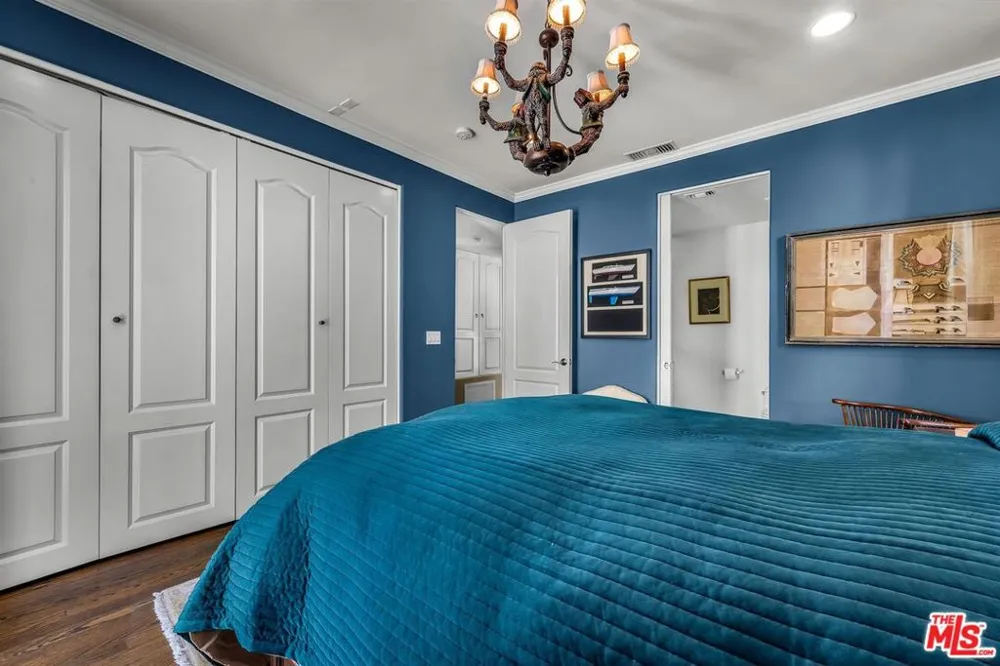 5205 Via Donte Marina del Rey, CA 90292