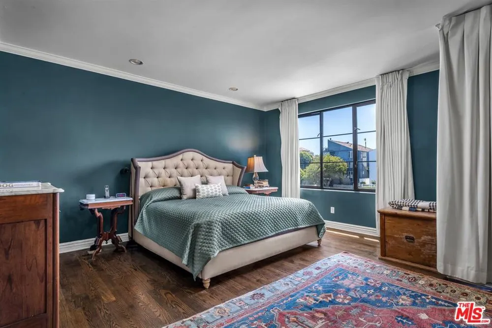5205 Via Donte Marina del Rey, CA 90292