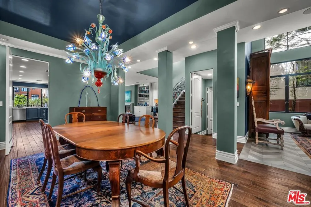 5205 Via Donte Marina del Rey, CA 90292
