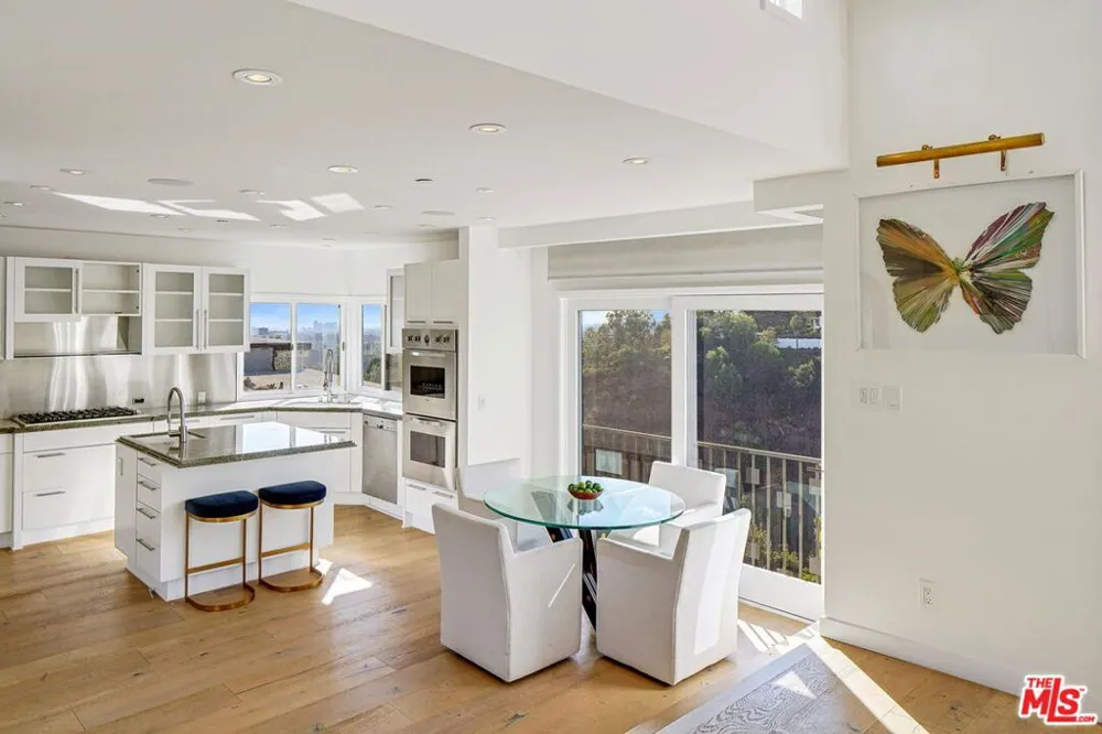 1433 Summitridge Drive Beverly Hills, CA 90210
