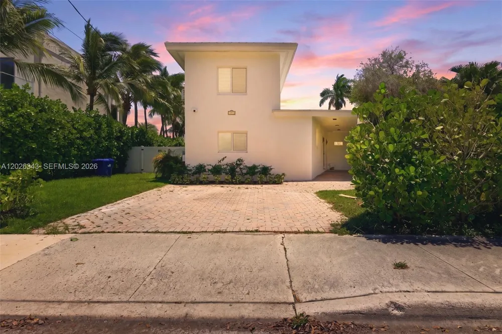 1510 S Treasure Dr #SINGLE North Bay Village, FL 33141